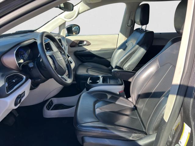 2020 Chrysler Voyager LXI