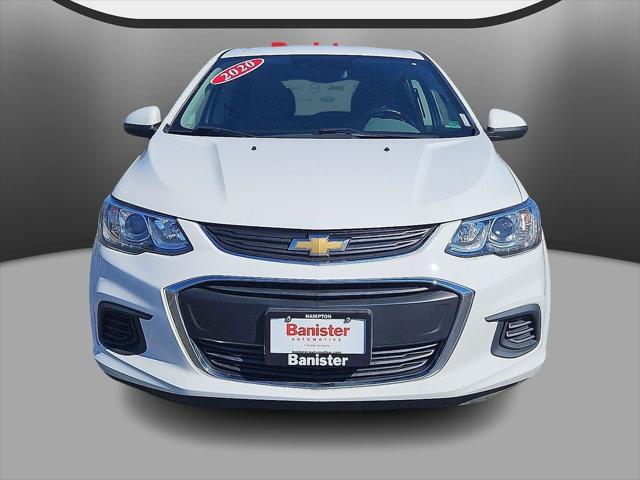 2020 Chevrolet Sonic FWD Hatchback 1FL 5-Door 2020 Chevrolet Sonic FWD Hatchback 1FL 5-Door