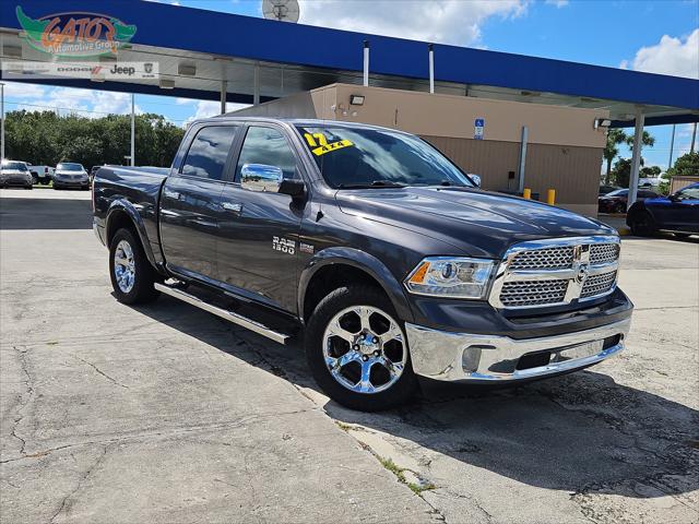 2017 RAM 1500 Laramie Crew Cab 4x4 57 Box