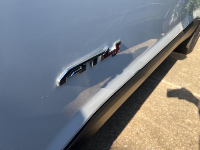 2023 GMC Acadia AWD AT4