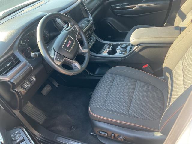 2023 GMC Acadia AWD AT4