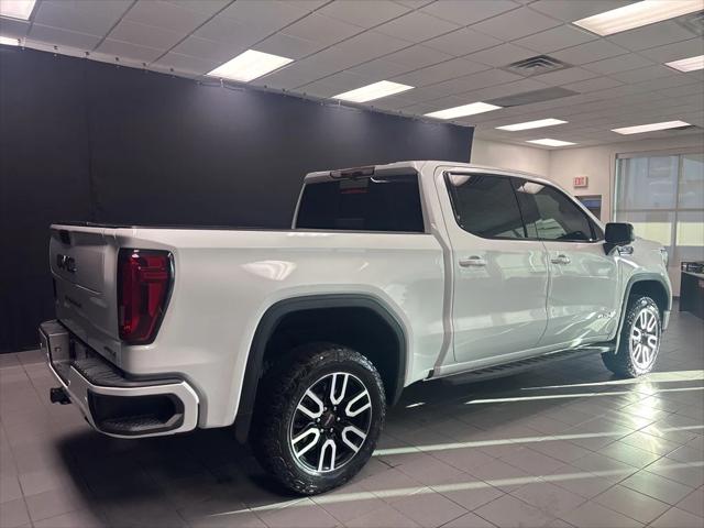 2022 GMC Sierra 1500 Limited 4WD Crew Cab Short Box AT4