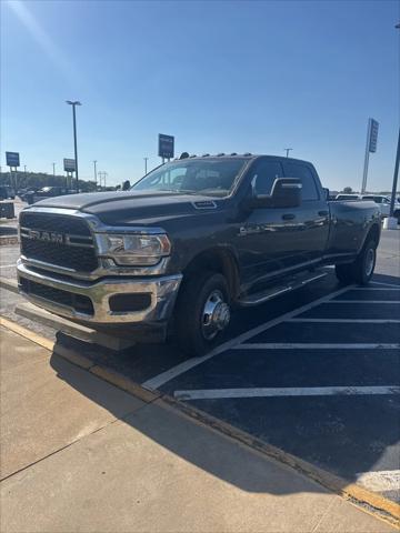 2024 RAM 3500 Tradesman Crew Cab 4x4 8 Box 2024 RAM 3500 Tradesman Crew Cab 4x4 8 Box