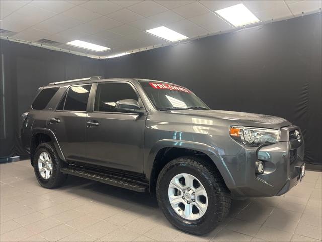 2020 Toyota 4Runner SR5 2020 Toyota 4Runner SR5