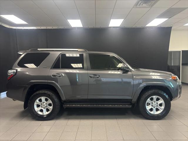 2020 Toyota 4Runner SR5 2020 Toyota 4Runner SR5