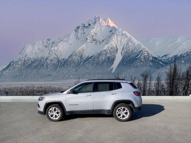 2024 Jeep Compass Latitude 4x4 2024 Jeep Compass Latitude 4x4