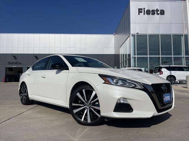 2022 Nissan Altima SR FWD