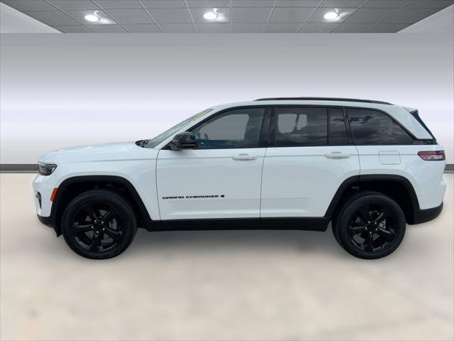 2022 Jeep Grand Cherokee Altitude 4x4