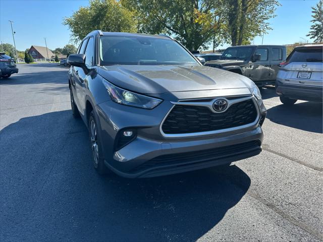 2023 Toyota Highlander Platinum 2023 Toyota Highlander Platinum