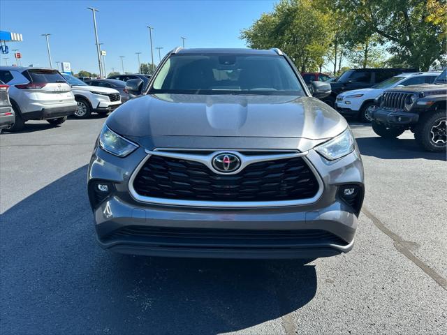 2023 Toyota Highlander Platinum 2023 Toyota Highlander Platinum