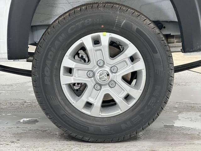 2024 Ram ProMaster Cargo Van SLT Low Roof 136" WB