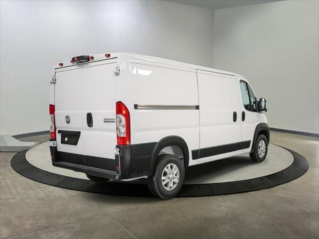 2024 Ram ProMaster Cargo Van SLT Low Roof 136" WB