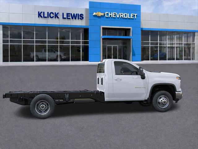 2025 Chevrolet Silverado 3500HD Work Truck
