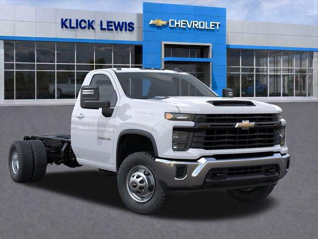 2025 Chevrolet Silverado 3500HD Work Truck
