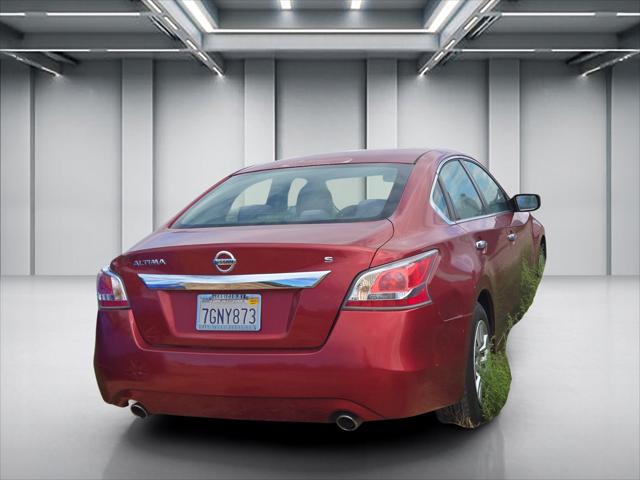 2015 Nissan Altima Unknown
