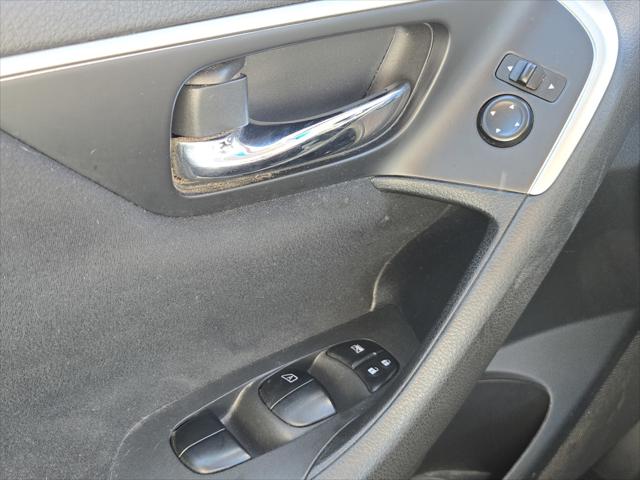 2015 Nissan Altima Unknown
