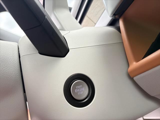2025 Volkswagen ID. Buzz Pro S Plus with 4MOTION