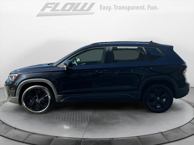 2025 Volkswagen Taos 1.5T SE Black