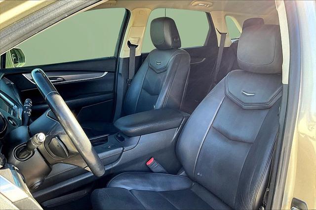 2017 Cadillac XT5 Luxury