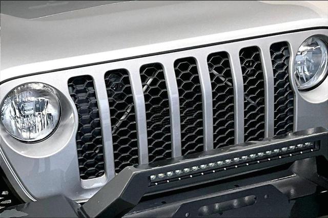 Used 2020 Jeep Gladiator For Sale in Millington, TN