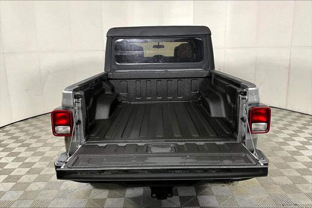 Used 2020 Jeep Gladiator For Sale in Millington, TN