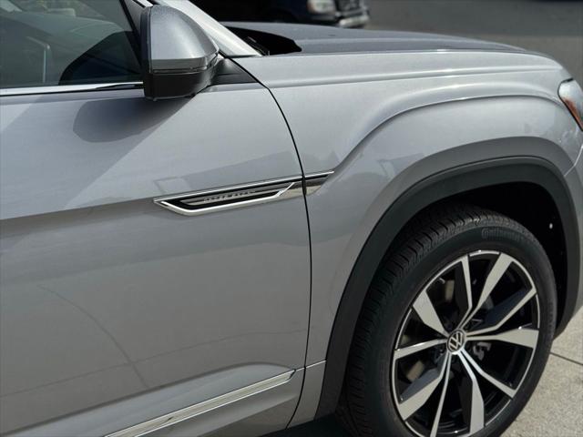 2026 Volkswagen Atlas Cross Sport 2.0T SEL Premium R-Line