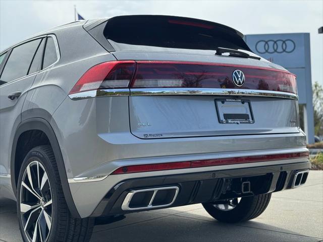 2026 Volkswagen Atlas Cross Sport 2.0T SEL Premium R-Line