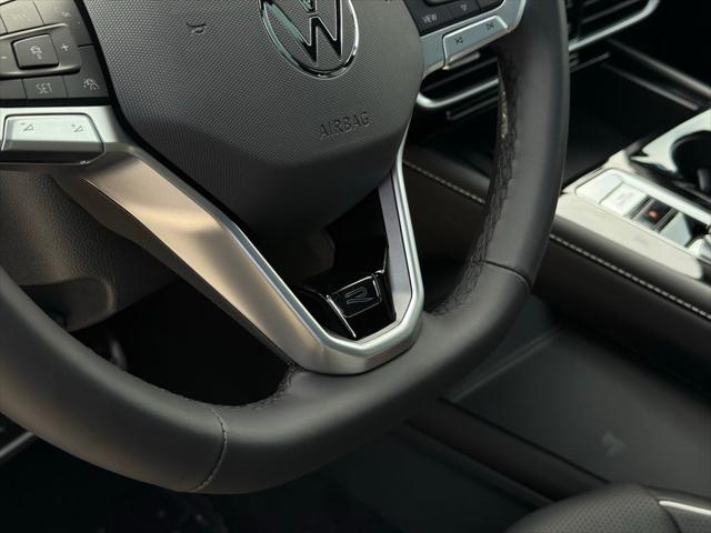 2026 Volkswagen Atlas Cross Sport 2.0T SEL Premium R-Line