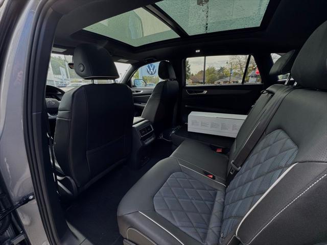 2026 Volkswagen Atlas Cross Sport 2.0T SEL Premium R-Line