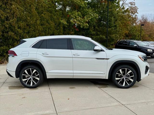 2026 Volkswagen Atlas Cross Sport 2.0T SEL Premium R-Line