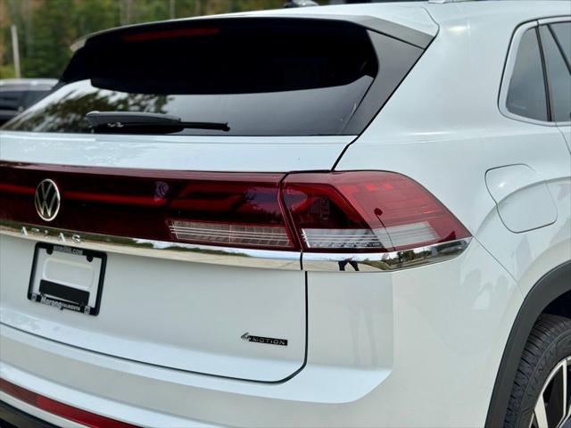 2026 Volkswagen Atlas Cross Sport 2.0T SEL Premium R-Line