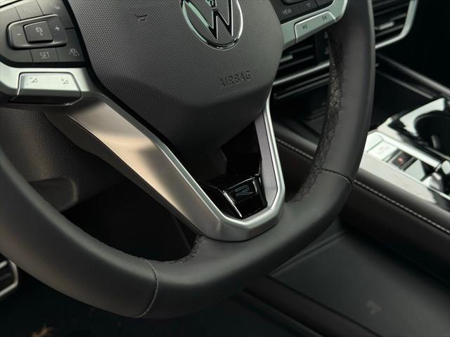 2026 Volkswagen Atlas Cross Sport 2.0T SEL Premium R-Line
