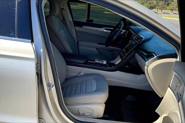 Used 2019 Ford Fusion Hybrid For Sale in Olive Branch, MS