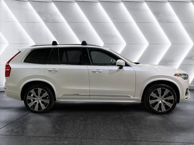 2024 Volvo XC90 Recharge T8 Ultimate Bright Theme 7-Seater