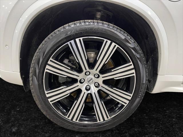 2024 Volvo XC90 Recharge T8 Ultimate Bright Theme 7-Seater