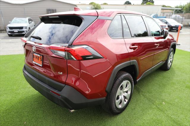 2023 Toyota RAV4 LE