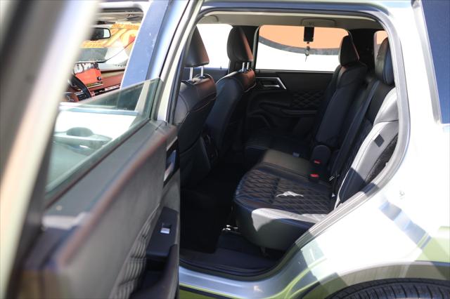 2022 Mitsubishi Outlander Unknown