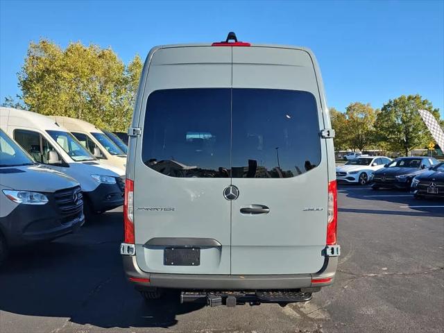 2026 Mercedes-Benz Sprinter Crew Van Standard Roof 4-Cyl Diesel