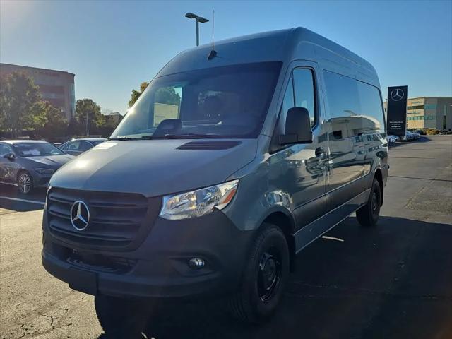 2026 Mercedes-Benz Sprinter Crew Van Standard Roof 4-Cyl Diesel