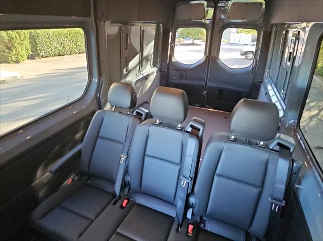 2026 Mercedes-Benz Sprinter Crew Van Standard Roof 4-Cyl Diesel