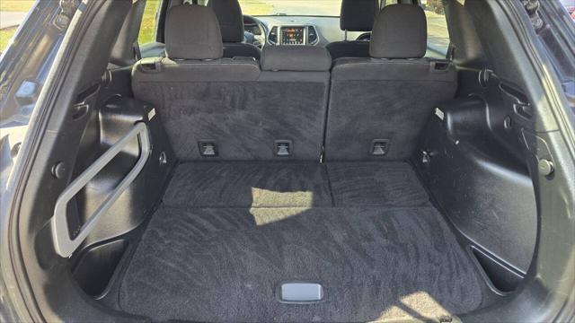 2017 Jeep Cherokee North