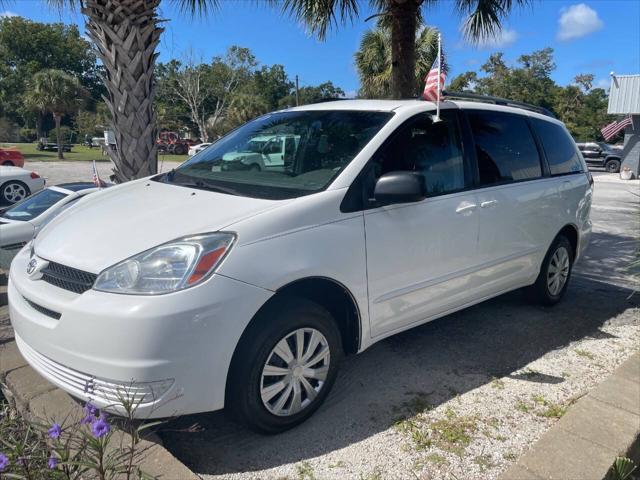 2004 Toyota Sienna CE