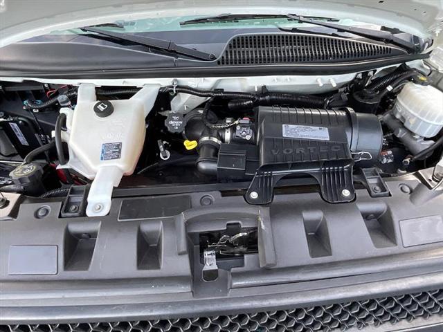 2019 Chevrolet Express Cutaway 4500 4500 Van