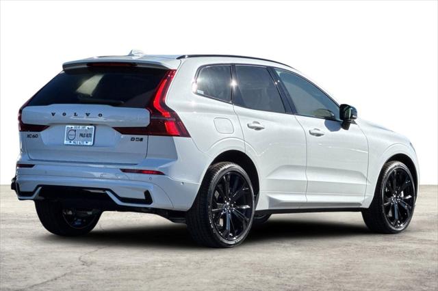 2026 Volvo XC60 B5 Ultra Black Edition