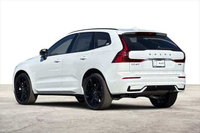 2026 Volvo XC60 B5 Ultra Black Edition