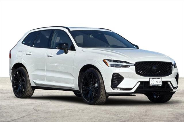 2026 Volvo XC60 B5 Ultra Black Edition