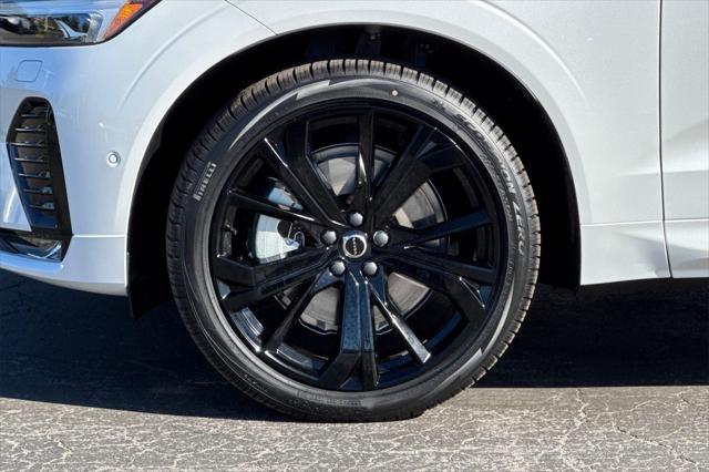 2026 Volvo XC60 B5 Ultra Black Edition