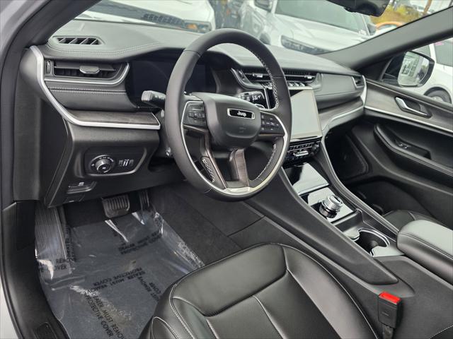 2025 Jeep Grand Cherokee Limited 4x2