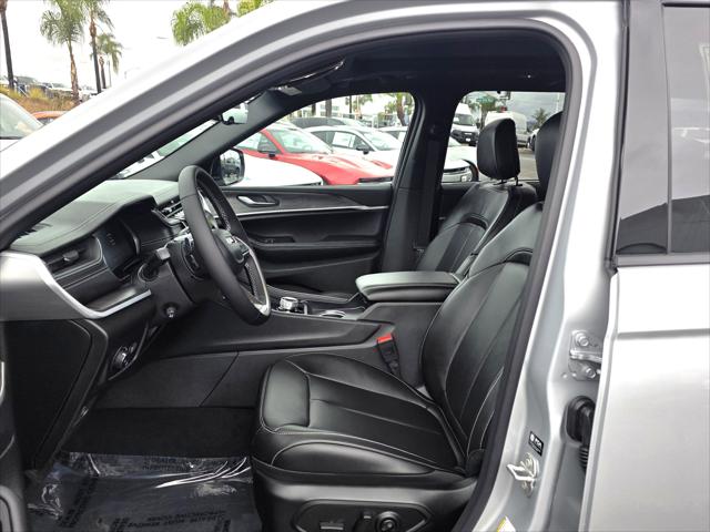 2025 Jeep Grand Cherokee Limited 4x2