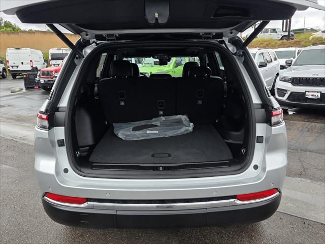 2025 Jeep Grand Cherokee Limited 4x2